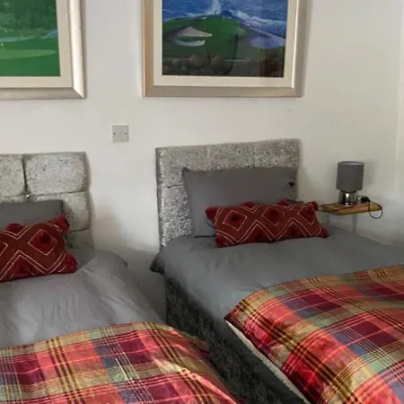 Beautiful Donegal Thatched Adderwal With Hot Tub בית נופש