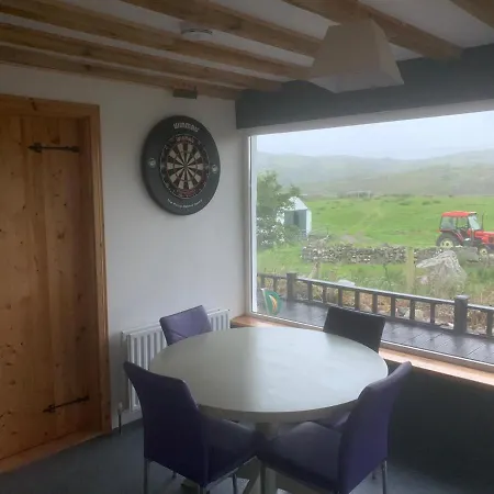 Beautiful Donegal Thatched Adderwal With Hot Tub Tatil Evi