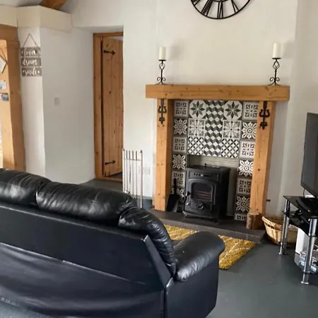 Beautiful Donegal Thatched Adderwal With Hot Tub Tatil Evi *