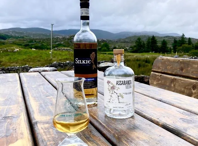 Beautiful Donegal Thatched Adderwal With Hot Tub *